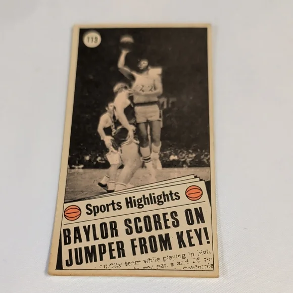 1970-71 All-Star Elgin Baylor Sports Card - Blue & Green - Picture 5 of 6
